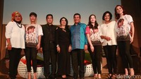Tara, Chelsea dan BCL bersama para atlet panahan dan tim MVP Indonesia.