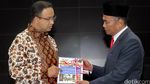 Anies Serahkan Jabatan Mendikbud ke Muhadjir Effendy
