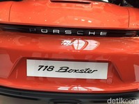 Diluncurkan di Indonesia, Ini Profil Porsche 718 Boxster