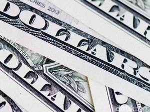 Pecah Telur! Dolar AS Tembus Rp 15.000