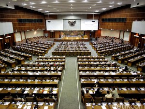 PAN Berubah Sikap, DPR Tunda Sahkan Perppu Kebiri Jadi UU