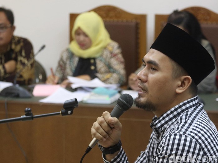 Rina Nose Sampaikan Kabar Terkini Saipul Jamil
