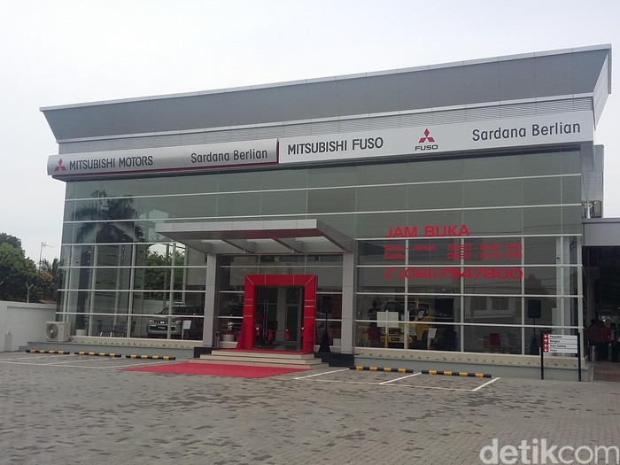 Sambut GIIAS, Mitsubishi Fuso Resmikan Diler Ke-249
