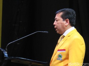 Saat Politikus Golkar Bertanya, Apa Salah Akom hingga Harus Diganti Novanto?