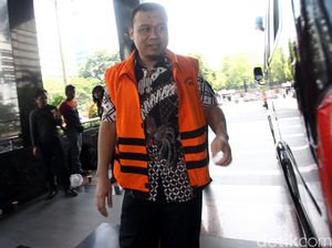 Bupati Ojang Jalani Sidang Perdana di Pengadilan Tipikor Bandung