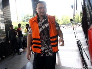 Bupati Subang Nonaktif Ojang Sohandi Dituntut 9 Tahun Penjara