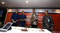 Hadir pada kesempatan itu Direktur Consumer Banking BNI Anggoro Eko Cahyo dan CEO sekaligus Pendiri GO-JEK Nadiem Makarim.