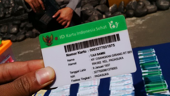 Kartu Indonesia Sehat Palsu ditemukan Polres Cimahi saat mengungkap kasus pemalsuan kartu BPJS Kesehatan.