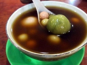 Dari Jamu Sampai Es Gempol, Aneka Minuman Berkhasiat di Semarang