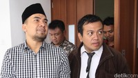 Pedangdut Saipul Jamil dihadirkan dalam persidangan Pra Peradilan Kasus Rohadi di Pengadilan Negeri Jakarta Pusat, Kamis (28/7/2016). 