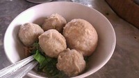 Pondok Bakso 99 ini terdiri dari bakso telur hingga urat. Harganya sekitar Rp 10.000 sampai Rp 15.000-an. Enak! Tempatnya ada di Jalan Raya Citayam Ratu Jaya, Pancoran Mas, Depok. Foto: Istimewa