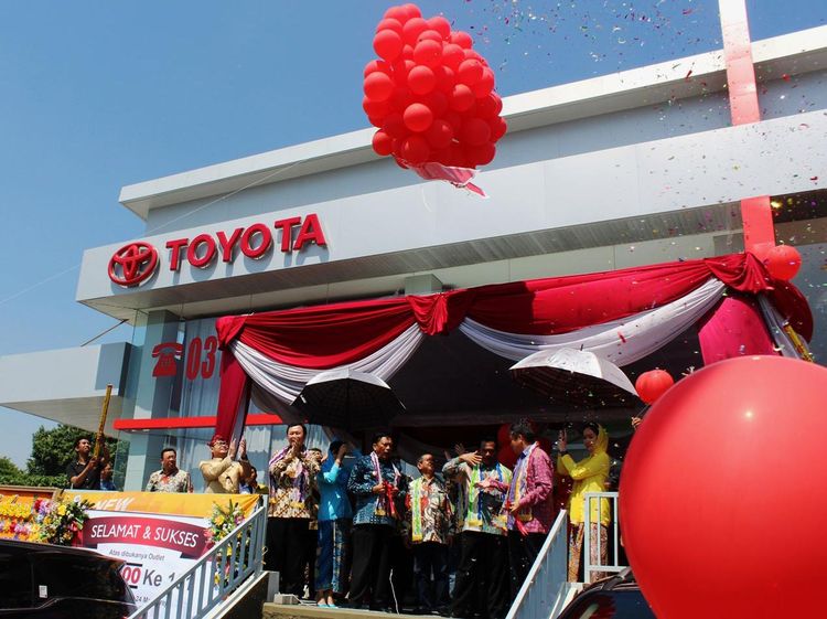 Auto2000 Buka Cabang di Manyar Gresik