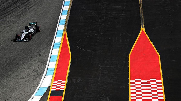 Rosberg Kuasai Latihan Pertama