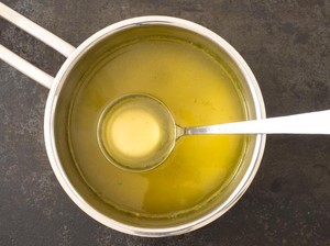 Yuk, Bikin Kuah Bakso dari Tulang Sapi yang Enak!