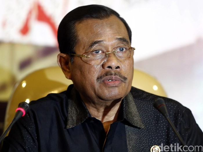 Jaksa Agung: Kita Tak akan Biarkan Siti Aisyah Sendirian