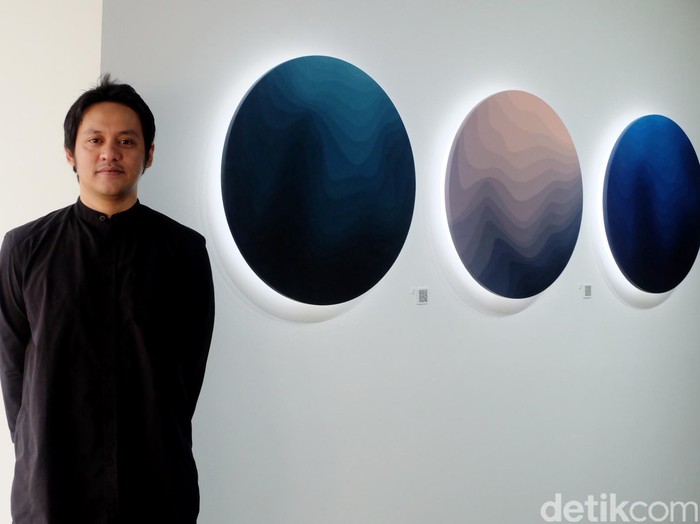 Foto lukisan di pameran Bentang Cahaya