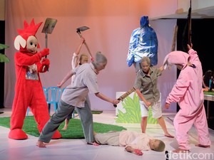 Setelah Depok, Teater Garasi Buka Pentas Yang Fana Adalah Waktu di Jakarta
