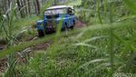 Mencoba Offroad di Hutan Tangkuban Perahu
