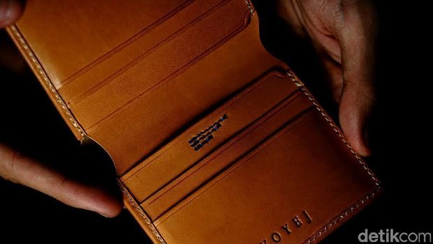 5 Orang Ini Sukses Raup Ratusan Juta Rupiah Lewat Jualan Dompet 5 Orang Ini Sukses Raup Ratusan Juta Rupiah Lewat Jualan Dompet