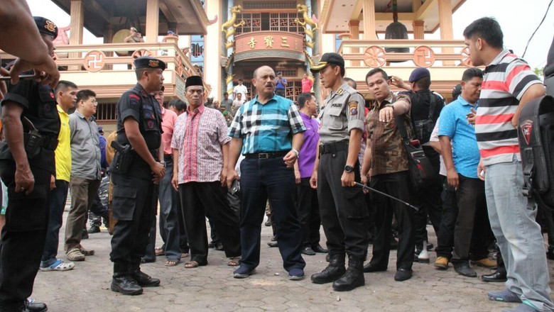 Polisi Bentuk Tim Cyber Crime Buru Pelaku Provokasi di Medsos Polisi Bentuk Tim Cyber Crime Buru Pelaku Provokasi di Medsos