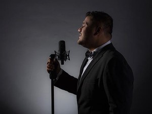 Mike Mohede, Penyanyi Rendah Hati Dengan Suara Menenangkan