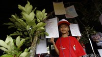 Kegiatan menulis surat yang mengusung tema Gizi untuk Prestasi ini digagas oleh PT Standardpen Industries melalui program sosial satu juta bolpoin untuk anak Indonesia.