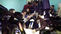 Penyanyi yang terkenal dengan lagu Semua Untuk Cinta ini akan dimakamkan di TPU Tanah Kusir, Selasa (2/8).