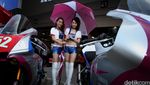 Gadis Berpayung Dinginkan Ajang Endurance di Suzuka