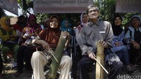Masyarakat Manggarai Bersatu menganggap PT KAI semena-mena mengintimidasi terhadap warga yang ingin mengosongkan secara paksa rumah mereka.
