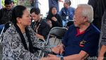 Duka Para Sahabat Mike Mohede di Rumah Duka