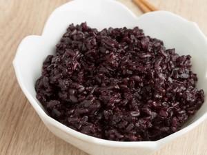Manfaat Sehat Konsumsi Beras Hitam Superfood Ungu