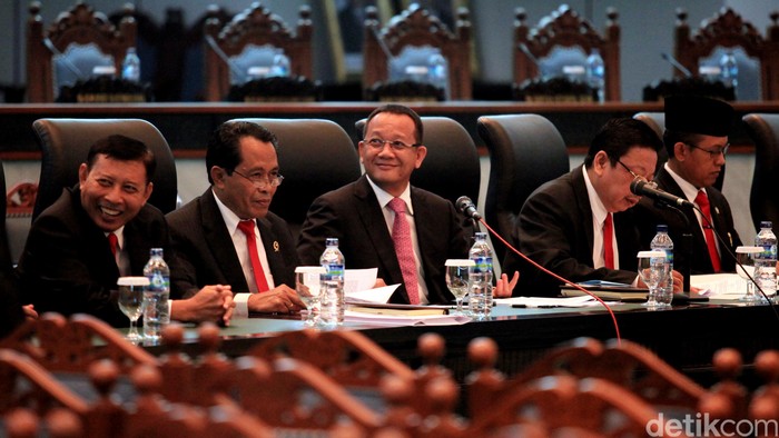 nurhadi