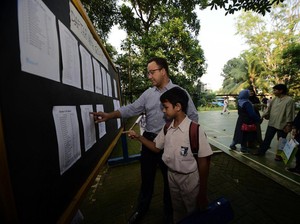 Kegiatan Anies Setelah Tak Jadi Menteri: Antar Anak Hingga Ikut Wanadri