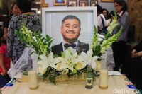 Artis muda meninggal karena serangan jantung