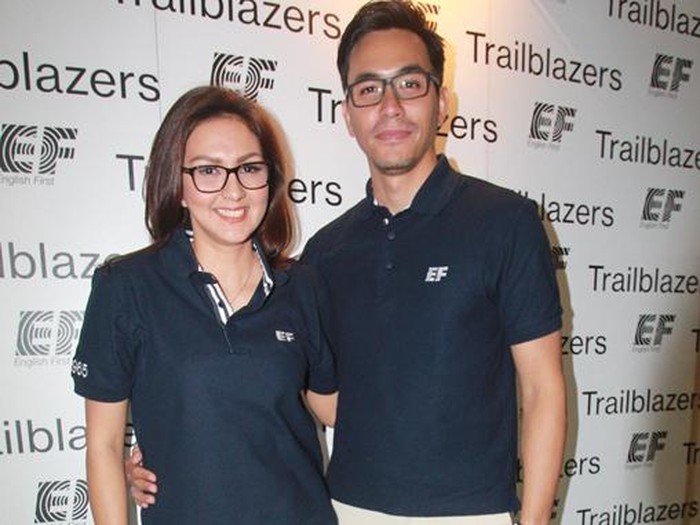 Tantangan Darius dan Donna Agnesia Mendidik Anak di Era Digital