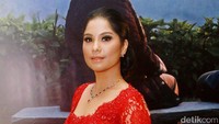 Ia terlihat anggun. Pool/Gus Mun/detikFoto.
