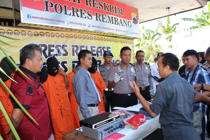 Geng Residivis Jatim-Jateng Dibekuk setelah Merampok dan Bunuh Korban di Rembang
