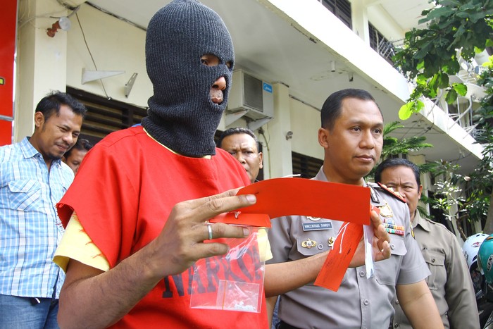 Pecandu Narkoba ini Ngaku Cuma Kurir, Bos Ada di LP