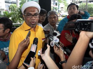 Disebut PDIP Insaf Gegara Masuk Istana, Ini Respons Ngabalin