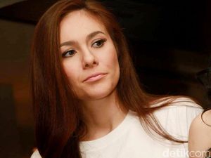 Wulan Guritno Dulu Anti Mewarnai Rambut, Kini Ketagihan