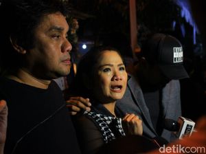 Terakhir Bertemu, Vina Panduwinata Tak Rasakan Ada yang Aneh pada Mike