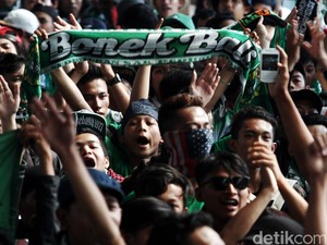 Pasoepati-Bonek Sudah Akur, Bobotoh-The Jakmania Kapan?