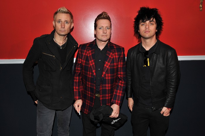 Drama Perampokan Bank di Video Klip Baru Green Day