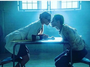 Margot Robbie Bocorkan Rencana Spin-off Harley Quinn