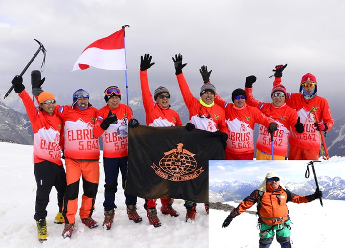 Cerita Anggota DPR Kibarkan Merah Putih di Puncak Elbrus