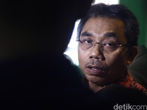 Soal Klaim Satgas Dukung Prokes di Maulid, PDIP Ungkit Pertemuan Anies-HRS