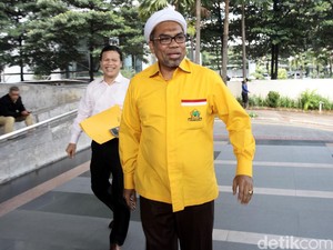 Moeldoko Ungkap Alasan Rekrut Ali Mochtar Ngabalin ke Istana
