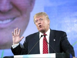 Donald Trump Sebut Hillary Clinton sebagai Iblis