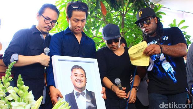 Kaleidoskop Selebriti dan Dunia Hiburan Indonesia 2016 (1)