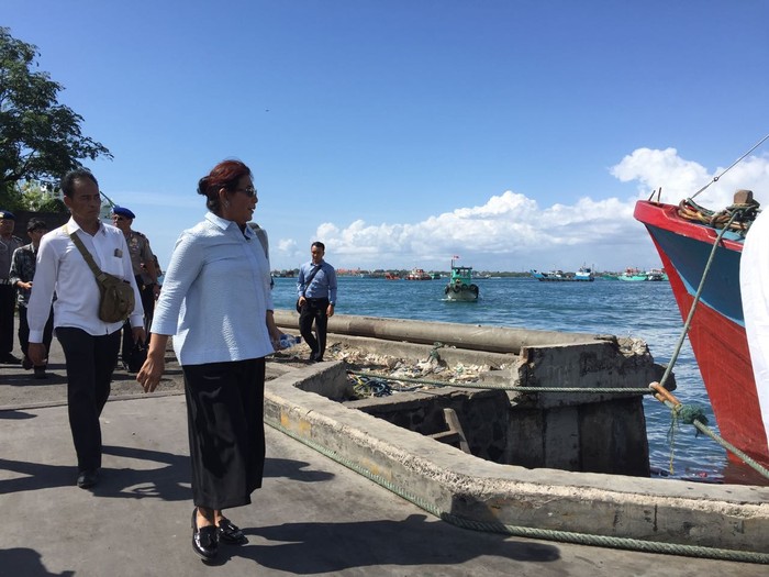 Susi Akan Lacak Siapa Saja yang Bantu Kapal Eks Asing Ganti Baju